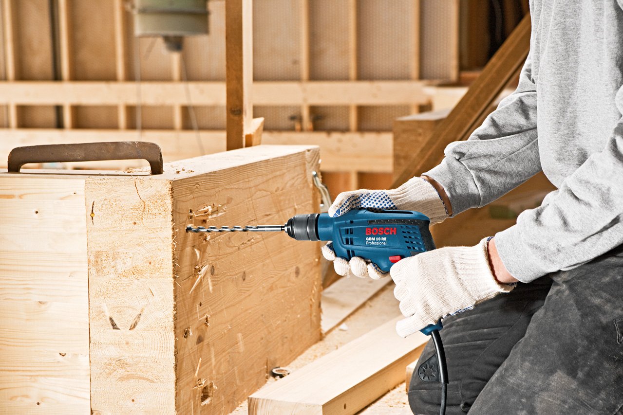 BOSCH-ROTARY DRILL 10MM 600W