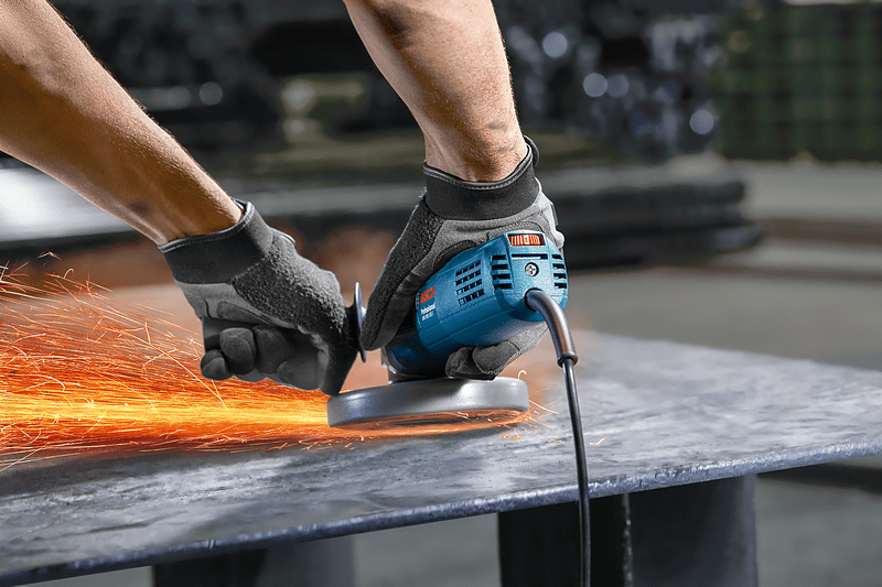 BOSCH-ANGLE GRINDER 115MM 900W WITH EXTRA CARBON PAIR